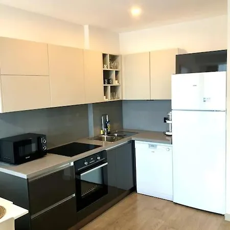 Luxury Flat, Amazing View. Gym & Parking * Stambuł