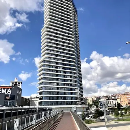 Apartament Luxury Flat, Amazing View. Gym & Parking